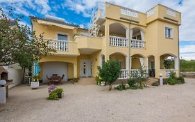 Apartments Sarlija